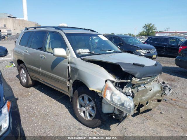  Salvage Toyota Highlander