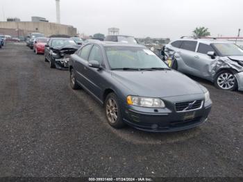  Salvage Volvo S60