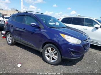  Salvage Hyundai TUCSON