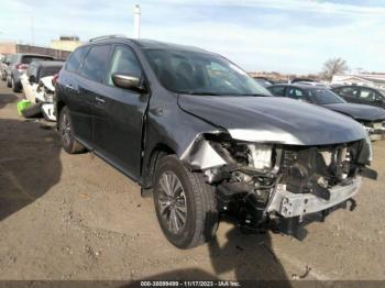  Salvage Nissan Pathfinder