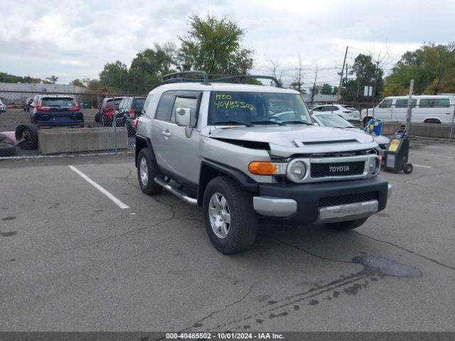  Salvage Toyota FJ Cruiser