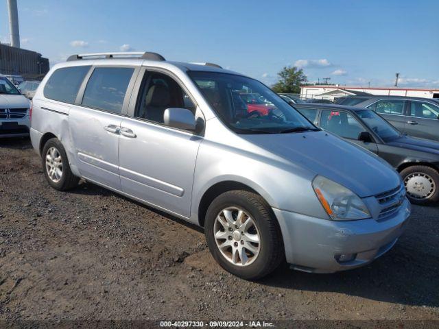  Salvage Kia Sedona