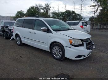  Salvage Chrysler Town & Country