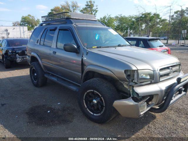  Salvage Nissan Pathfinder