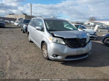  Salvage Toyota Sienna