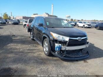  Salvage Toyota Highlander