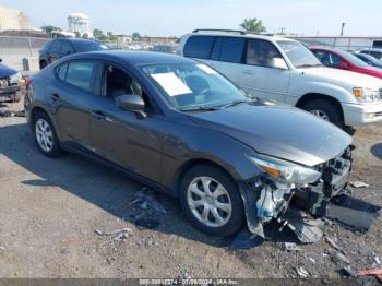  Salvage Mazda Mazda3