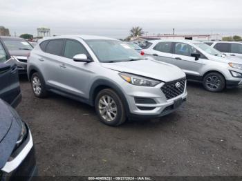  Salvage Hyundai TUCSON