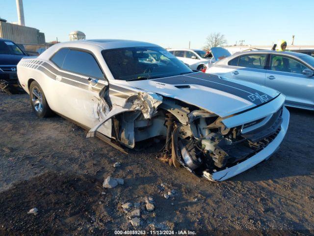  Salvage Dodge Challenger