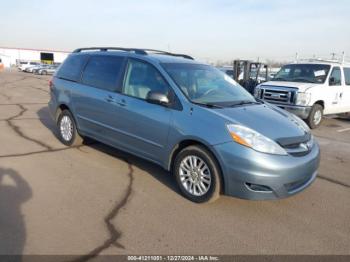  Salvage Toyota Sienna