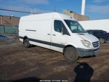  Salvage Mercedes-Benz Sprinter