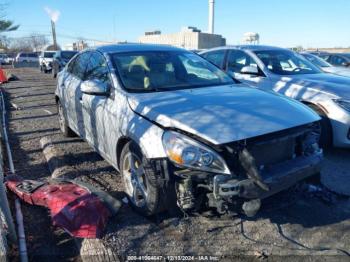  Salvage Volvo S60