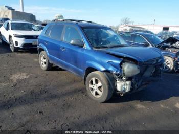  Salvage Hyundai TUCSON