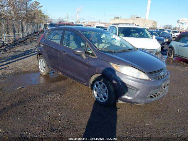  Salvage Ford Fiesta