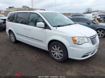  Salvage Chrysler Town & Country