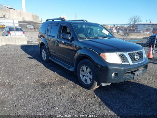  Salvage Nissan Pathfinder