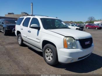  Salvage GMC Yukon