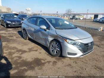  Salvage Nissan Versa