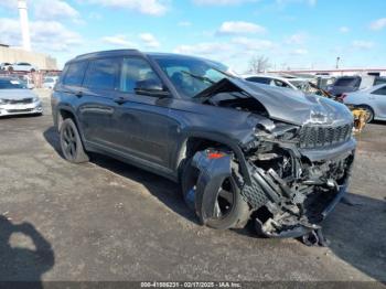  Salvage Jeep Grand Cherokee