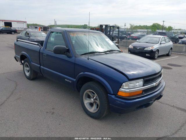  Salvage Chevrolet S-10