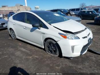  Salvage Toyota Prius