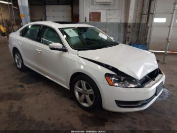  Salvage Volkswagen Passat