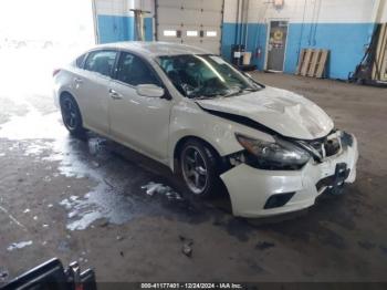  Salvage Nissan Altima
