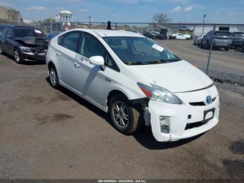  Salvage Toyota Prius