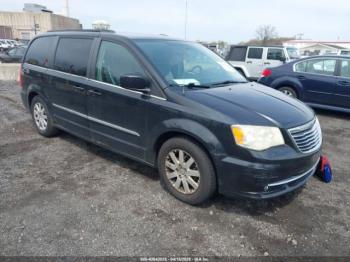  Salvage Chrysler Town & Country