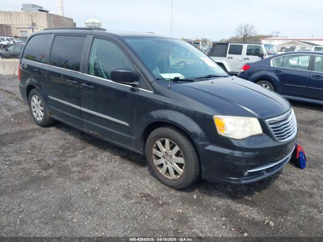  Salvage Chrysler Town & Country