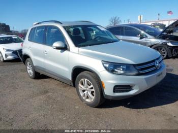  Salvage Volkswagen Tiguan
