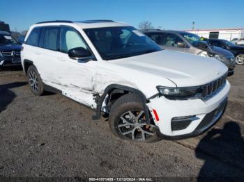  Salvage Jeep Grand Cherokee