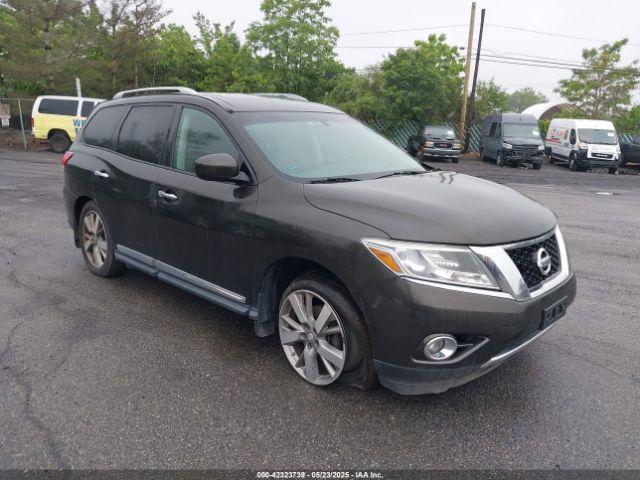  Salvage Nissan Pathfinder