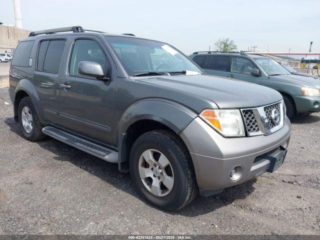  Salvage Nissan Pathfinder