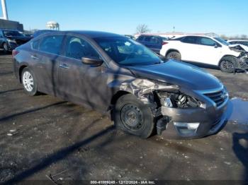  Salvage Nissan Altima