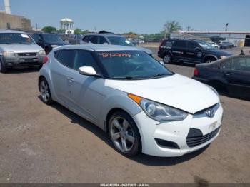  Salvage Hyundai VELOSTER