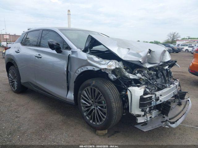  Salvage Lexus Rz