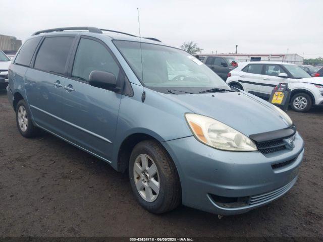  Salvage Toyota Sienna