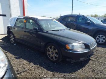  Salvage Volvo V70