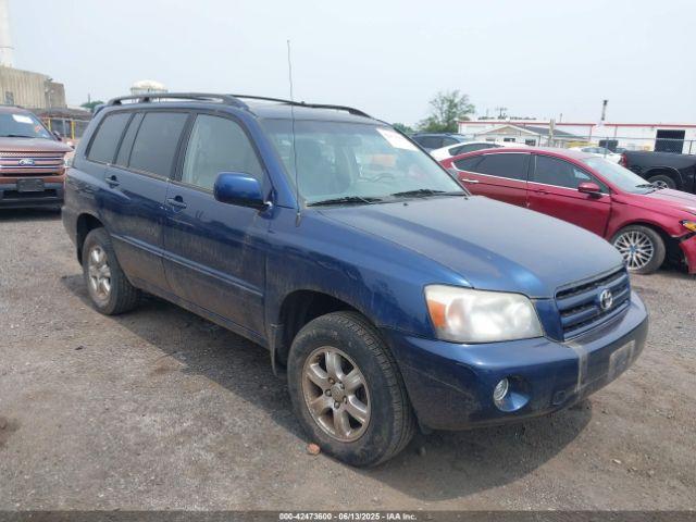  Salvage Toyota Highlander