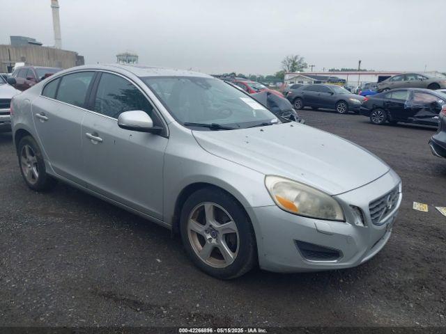  Salvage Volvo S60