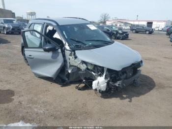  Salvage Nissan Kicks