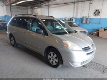  Salvage Toyota Sienna