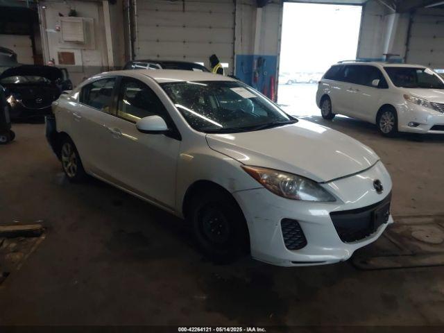  Salvage Mazda Mazda3
