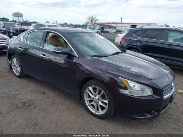  Salvage Nissan Maxima