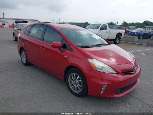  Salvage Toyota Prius v