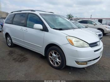  Salvage Toyota Sienna