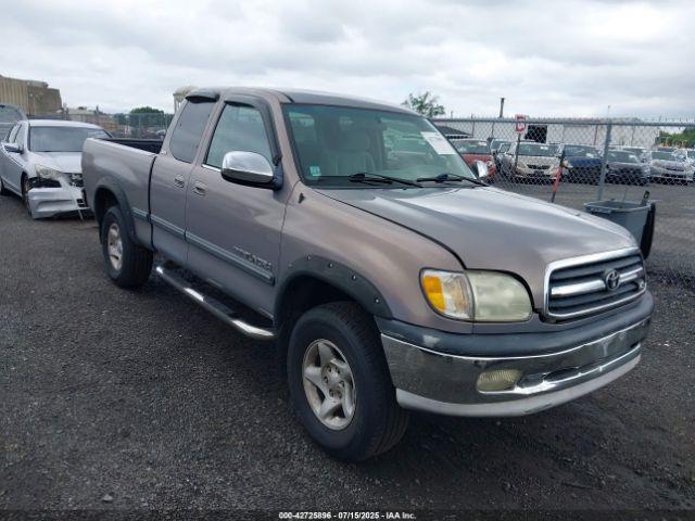  Salvage Toyota Tundra