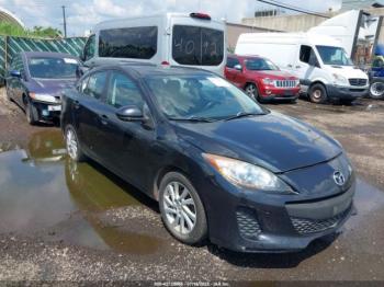  Salvage Mazda Mazda3