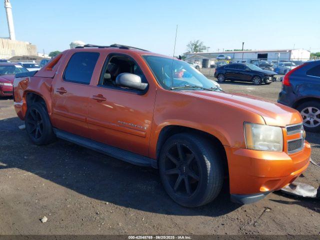  Salvage Chevrolet Avalanche 1500